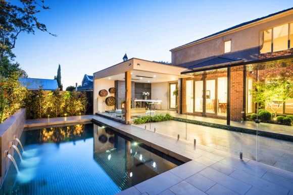 The best backyards in Melbourne - MELBOURNE GIRL